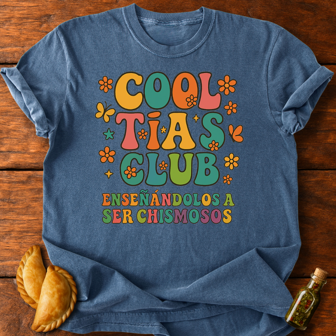 Cool Tías Club T-Shirt