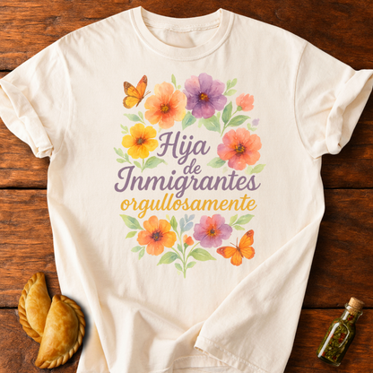 Hija De Inmigrantes T-Shirt