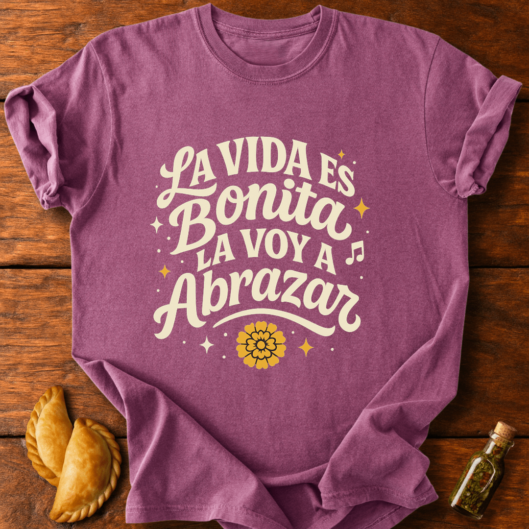 La Vida Es Bonita T-Shirt
