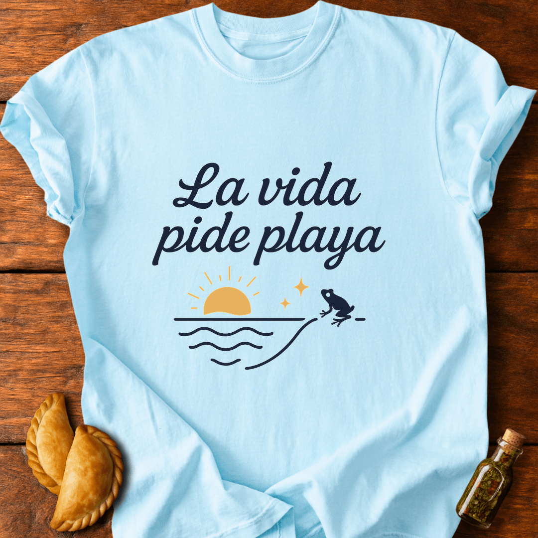 La Vida Pide Playa T-Shirt