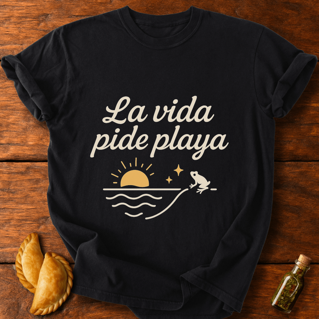 La Vida Pide Playa T-Shirt