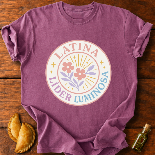 Latina Líder Luminosa T-Shirt