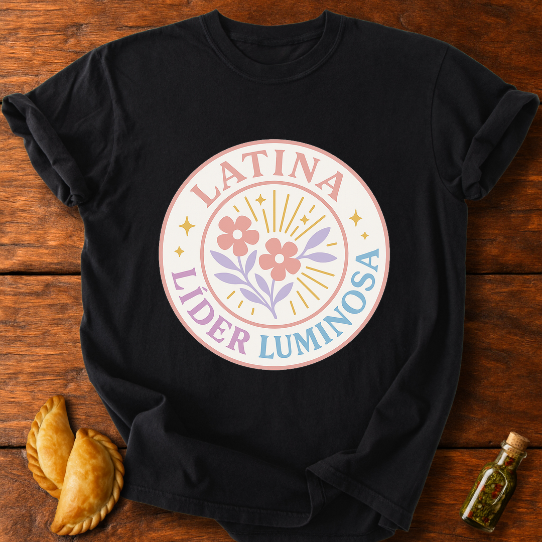 Latina Líder Luminosa T-Shirt