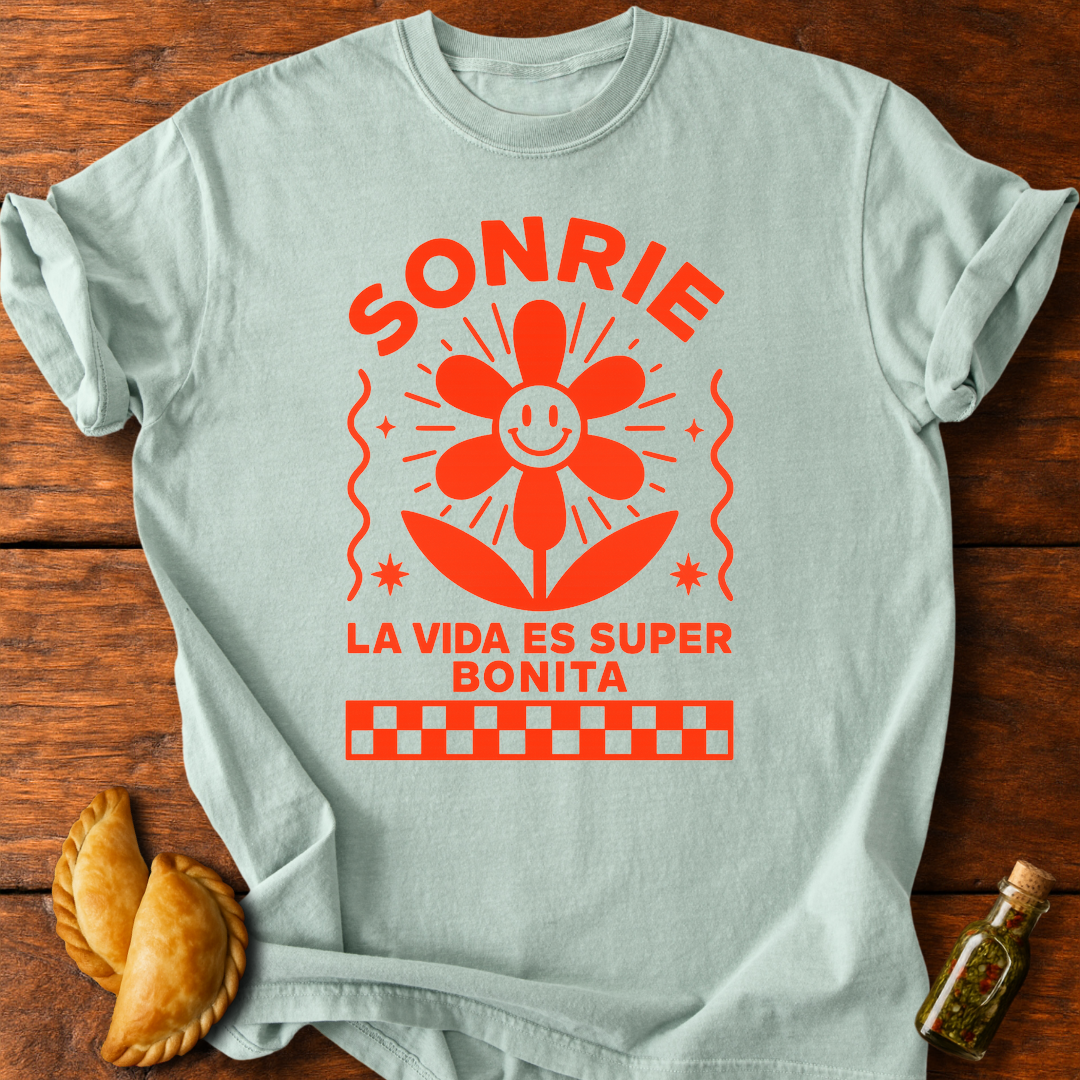 Sonrie T-Shirt